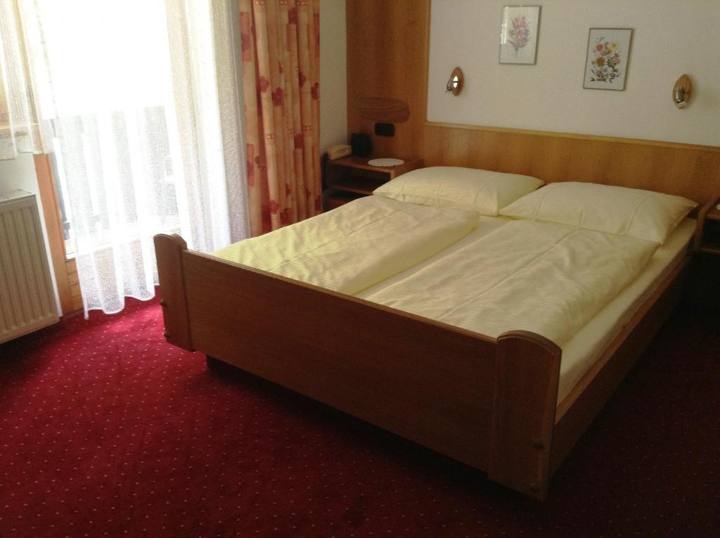 Hotel Rupertihaus Heiligenblut Pokoj fotografie