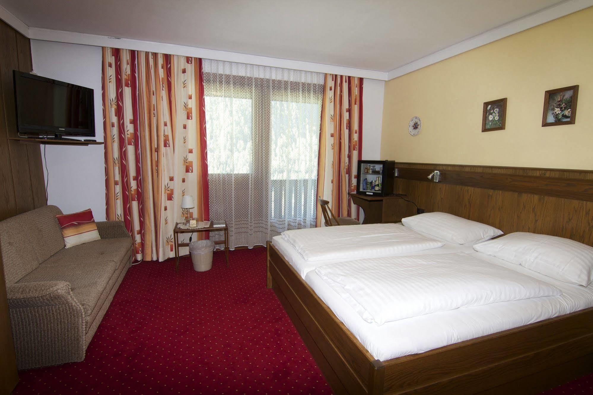 Hotel Rupertihaus Heiligenblut Exteriér fotografie